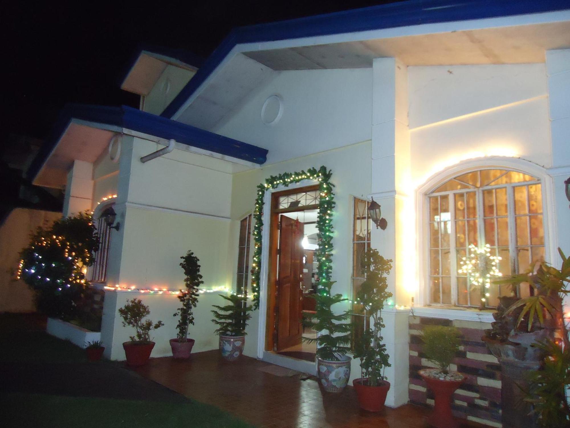 Donsol Aguluz Homestay Экстерьер фото