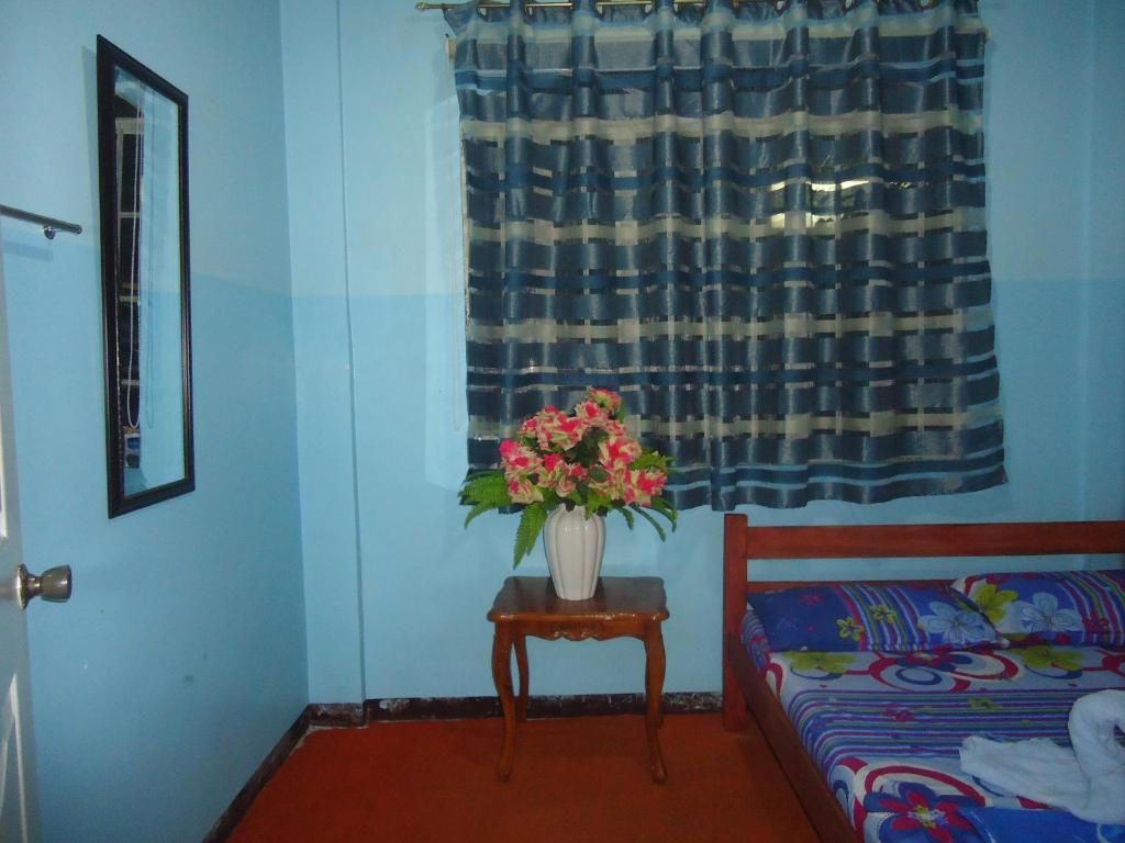 Donsol Aguluz Homestay Экстерьер фото